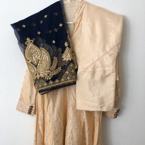 Full Length Anarkali Suit - Picture 3 of 4